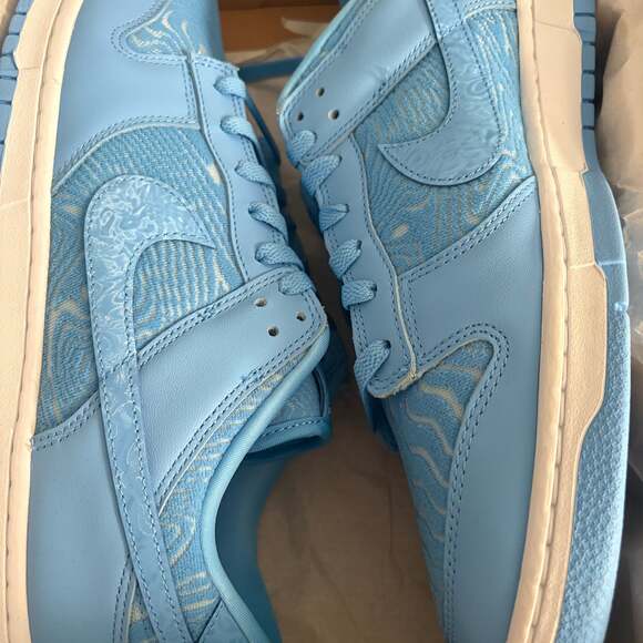 Nike Dunk Low PRM 